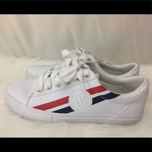 Tommy Hilfiger Shoes Size 6